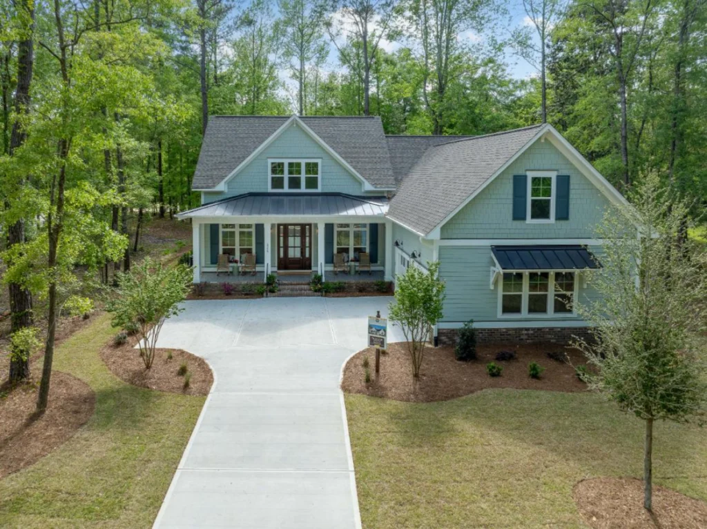 Craftsman home in the East Wynd community, Hampstead NC