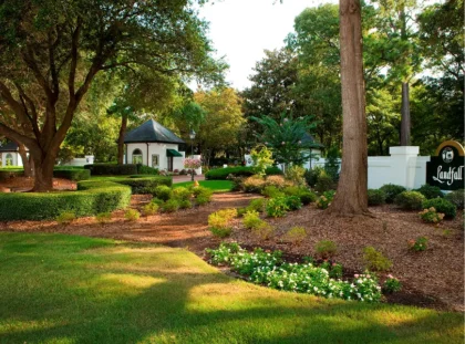 Country Club of Landfall clubhouse