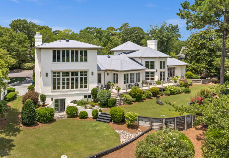 Luxury homes in Landfall Wilmington NC