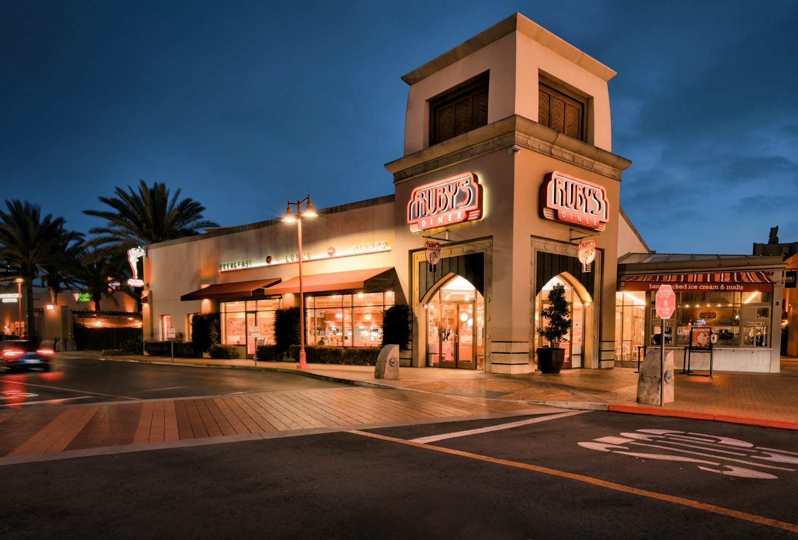 Open-air shopping at Mayfaire Town Center, Wilmington NC
