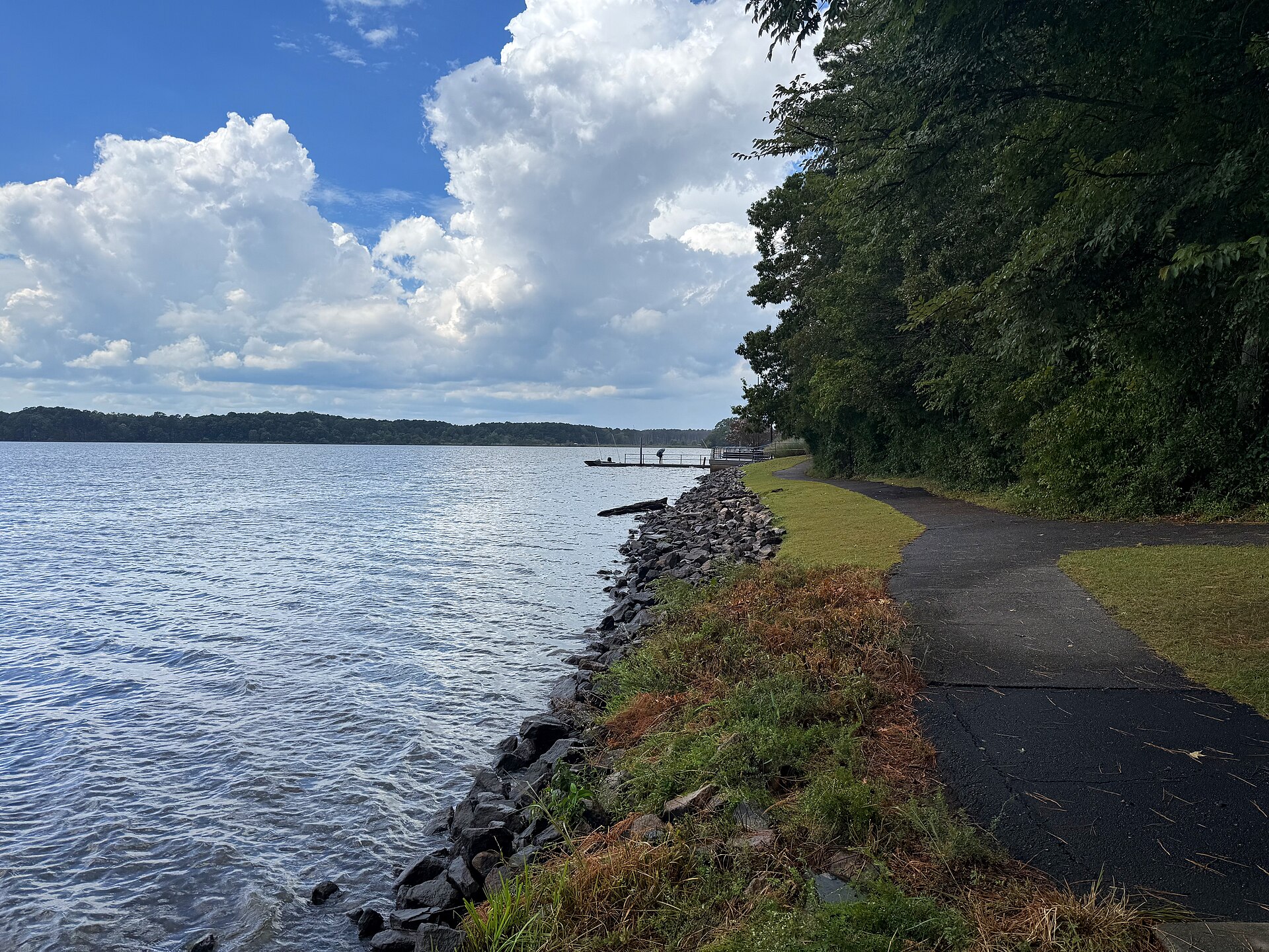 Lake Crabtree County Park shoreline and trail